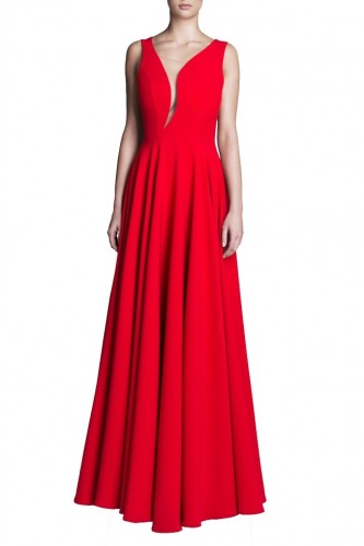Długa, czerwona suknia